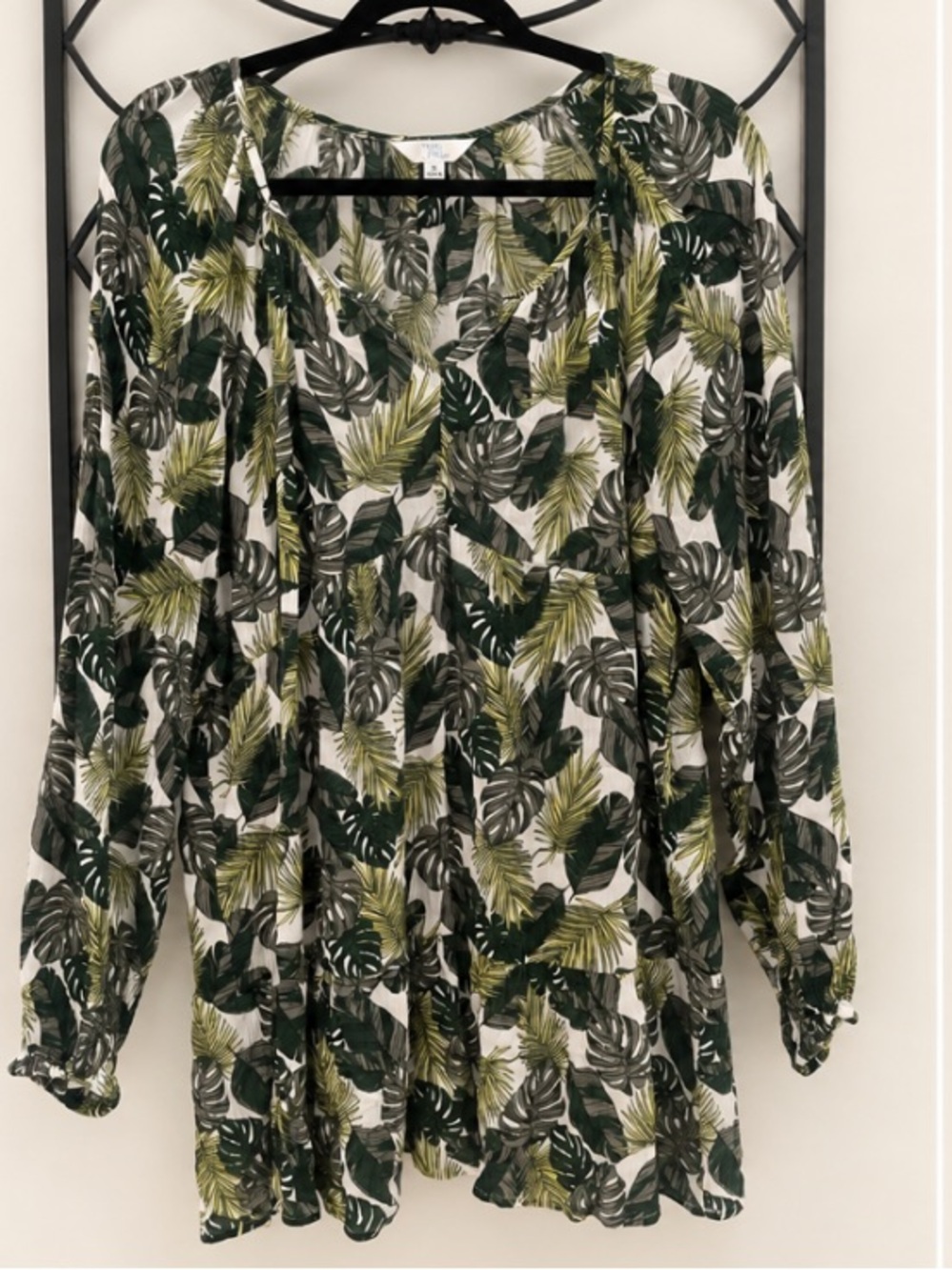 Cute Fall Top Green Leaf Print Long-Sleeve V-Neck Top